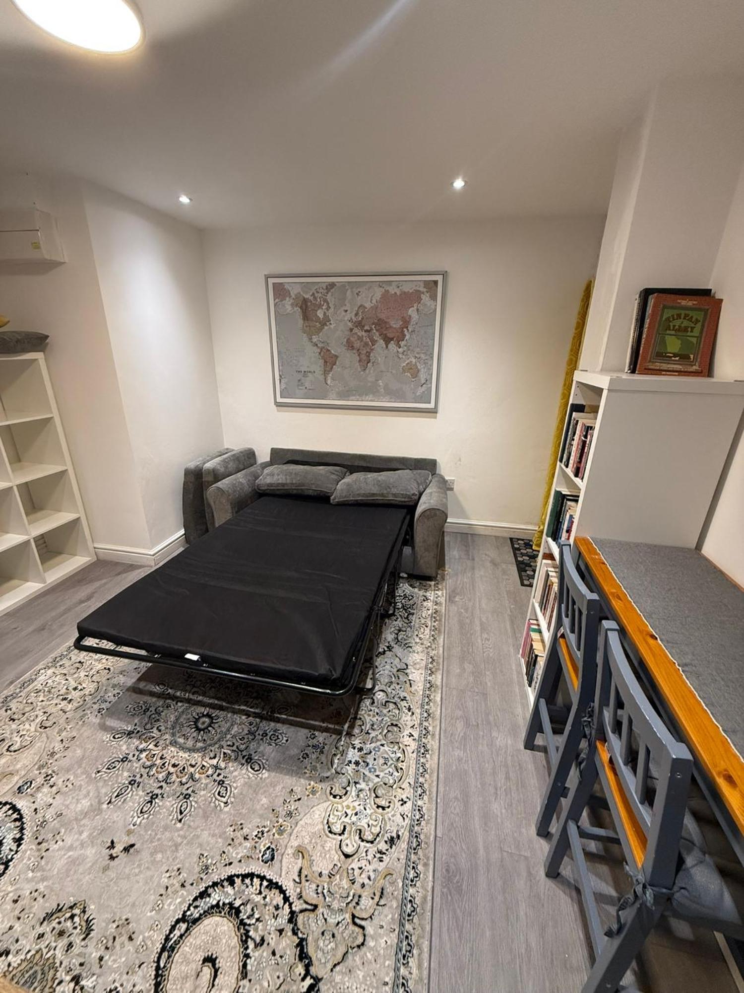 Apartment Bright And Spacious Entire One Bedroom Apartment With Living Room And Private Garden